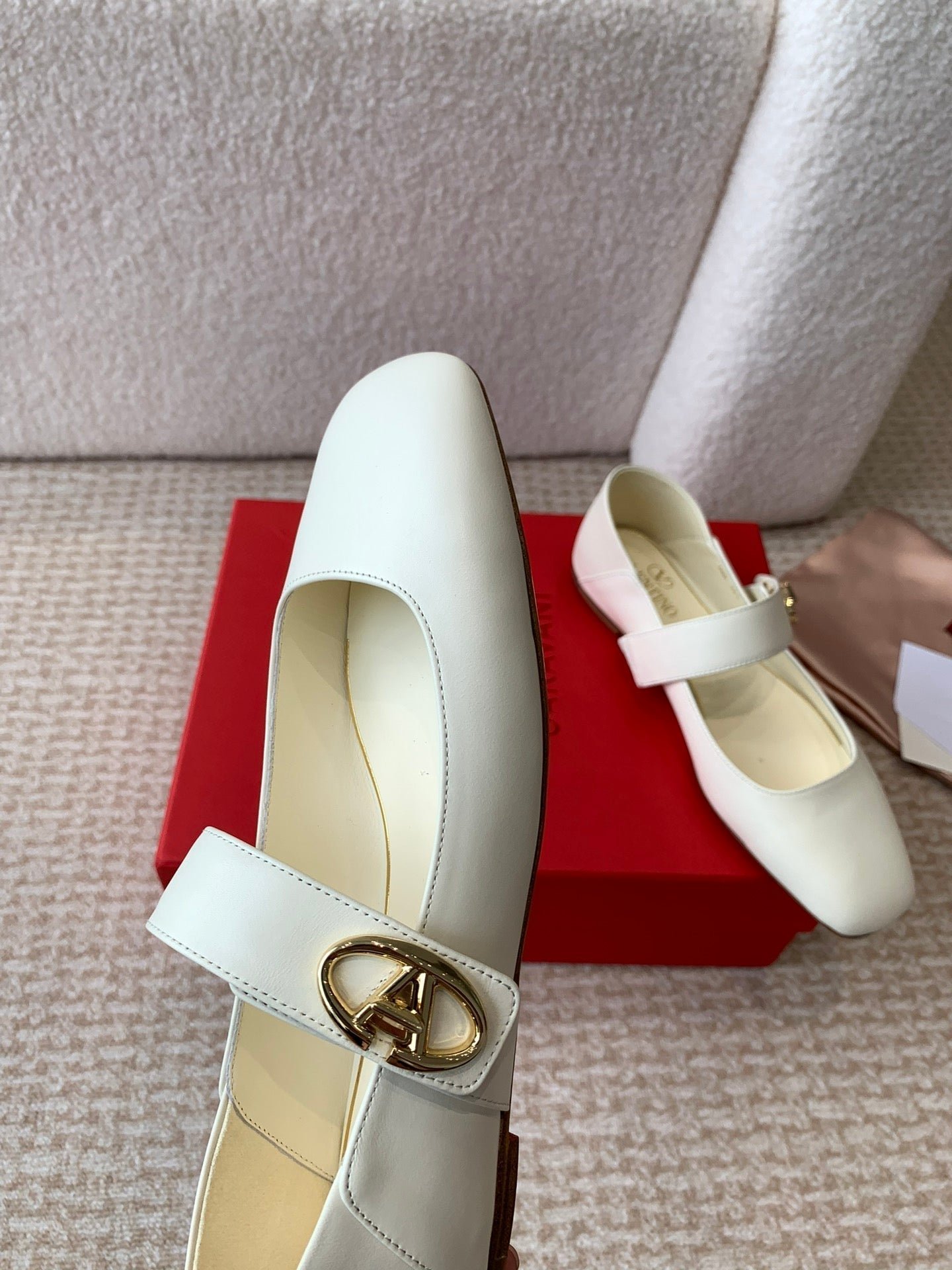 VLOGO LOCKER MARY-JANE BALLERINA IN WHITE CALFSKIN - Image 6