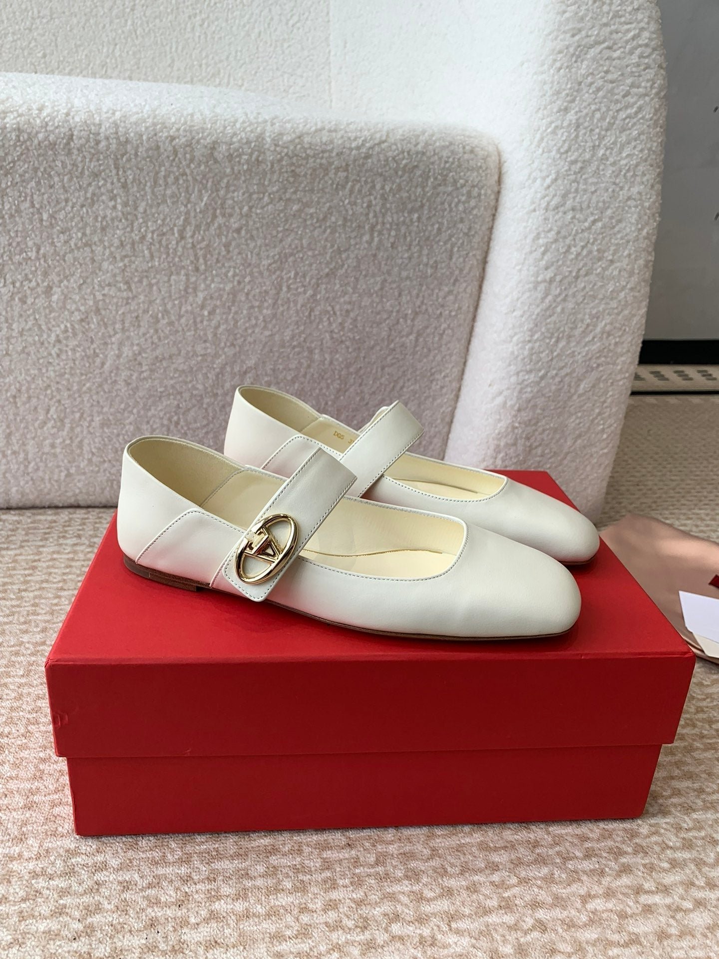 VLOGO LOCKER MARY-JANE BALLERINA IN WHITE CALFSKIN - Image 2