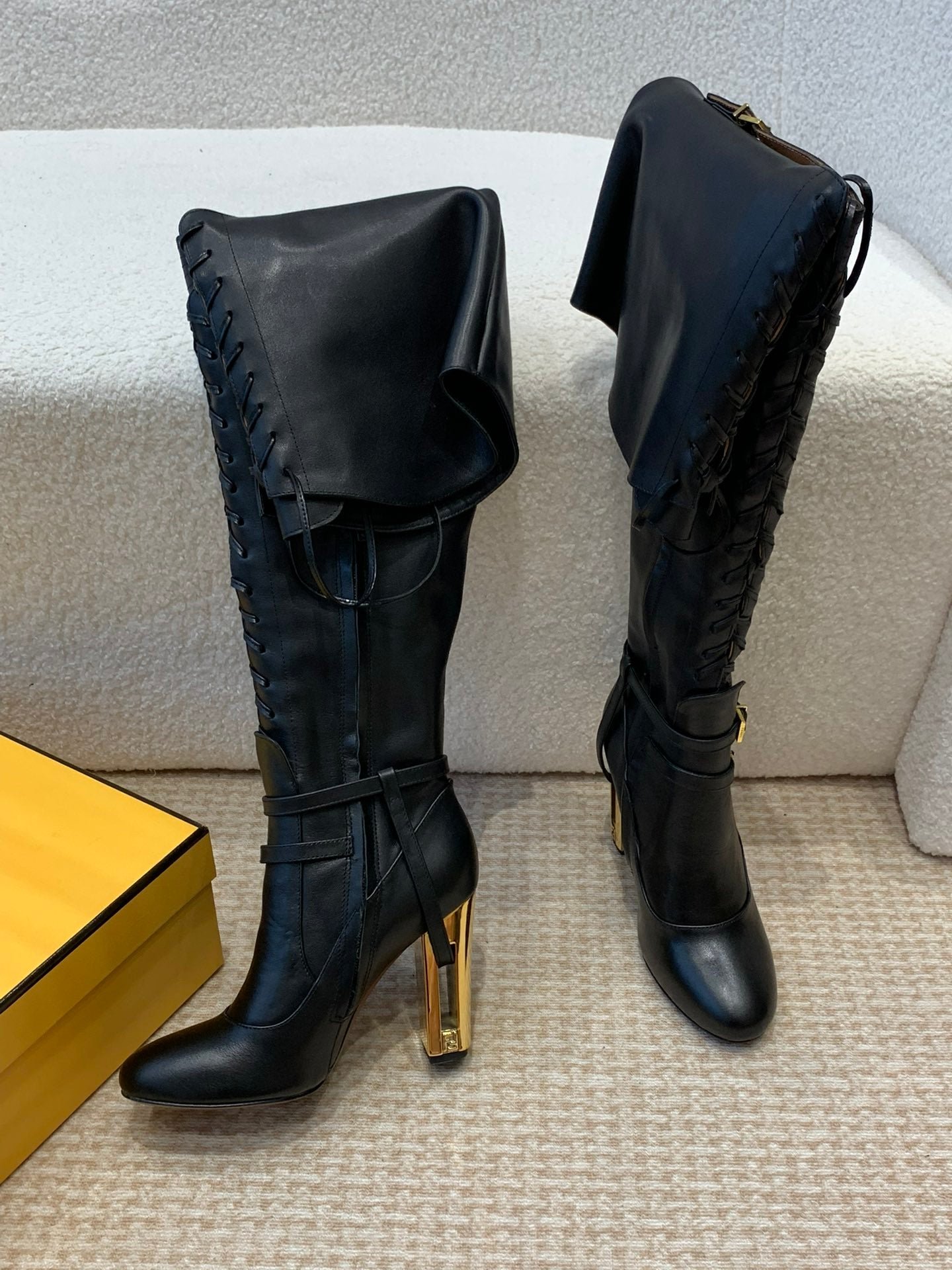OVER THE KNEE LACE-UP HIGH BOOTS IN BLACK CALFSKIN - Image 3