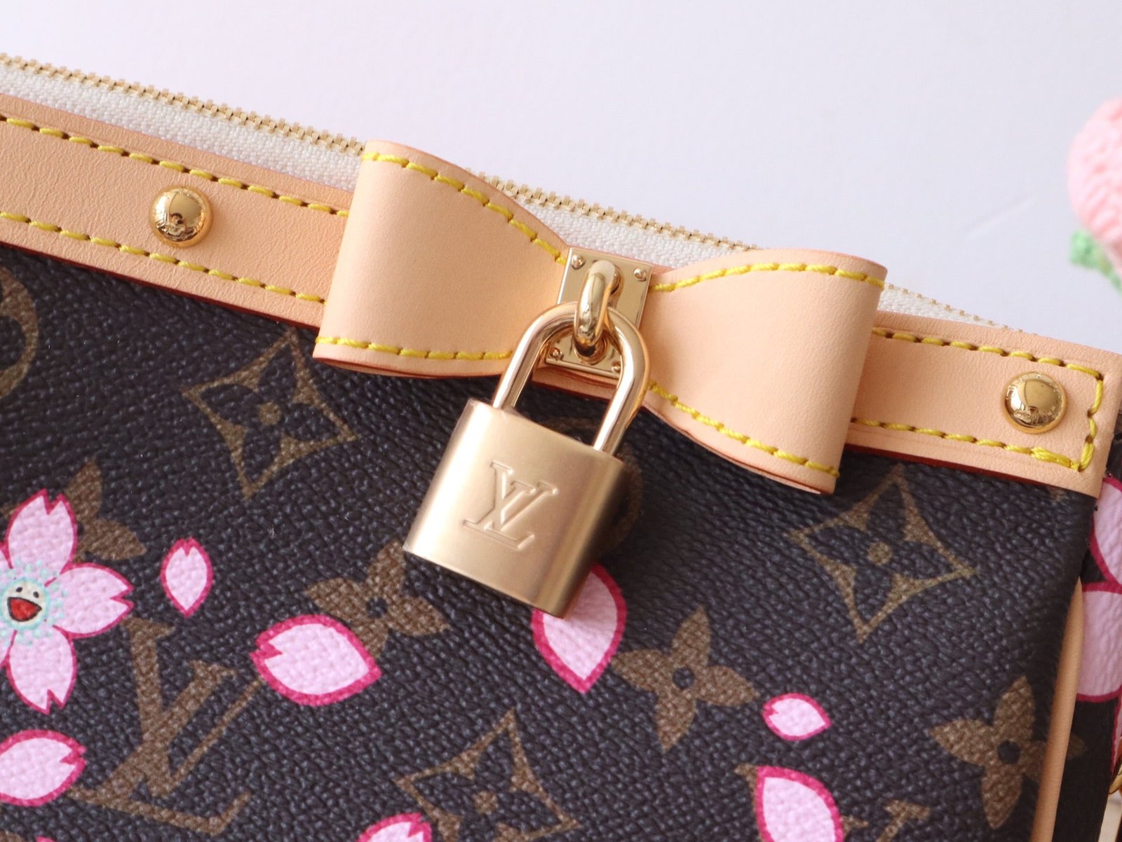 POCHETTE ACCESSOIRES BAG 22 IN SAKURA BROWN MONOGRAM COATED CANVAS - Image 5