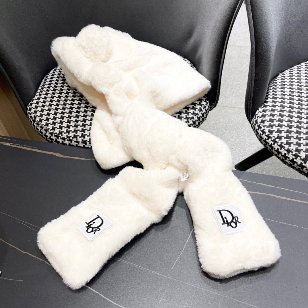 PLUSH WARM HAT IN WHITE RABBIT FUR WITH FOX EARS 439587 - Image 3