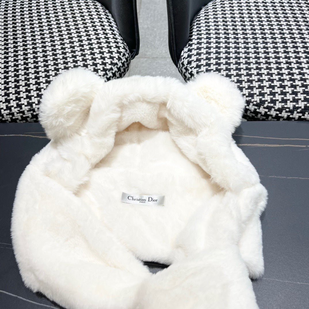 PLUSH WARM HAT IN WHITE RABBIT FUR WITH FOX EARS 439587 - Image 9