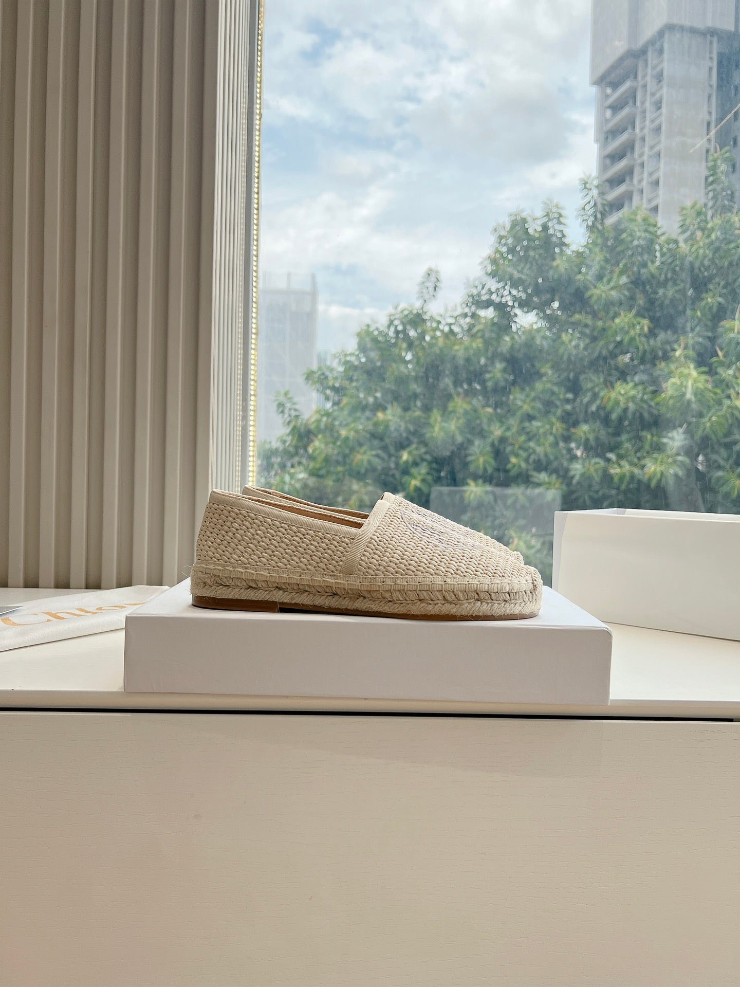 WOVEN LOAFER IN BEIGE RAFFIA - Image 6