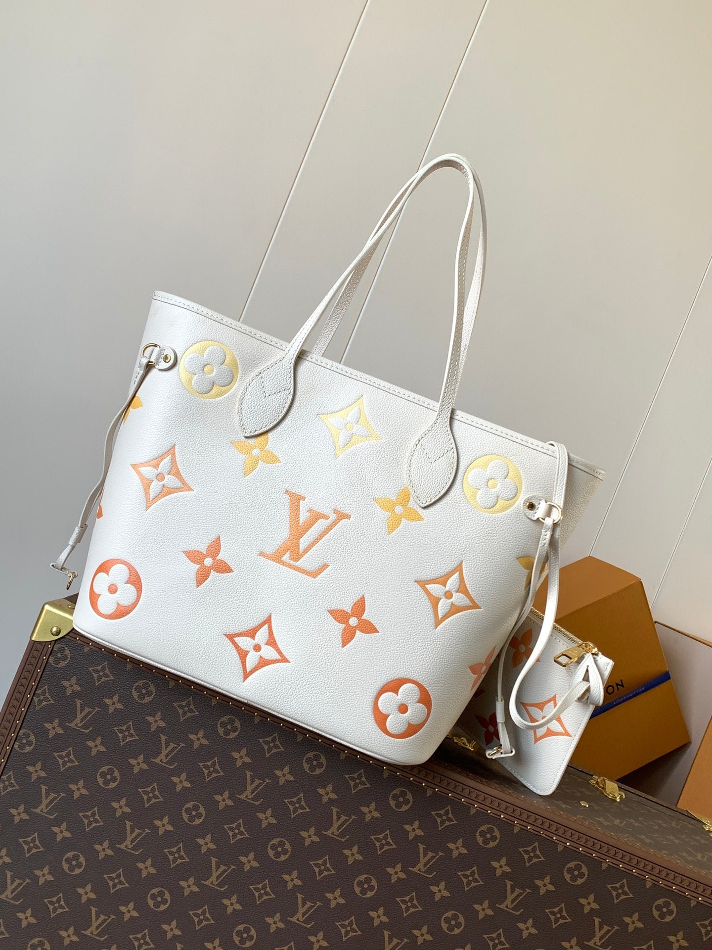 NEVERFULL MM TOTE BAG 32 IN WHITE MIX ORANGE CALFSKIN - Image 3