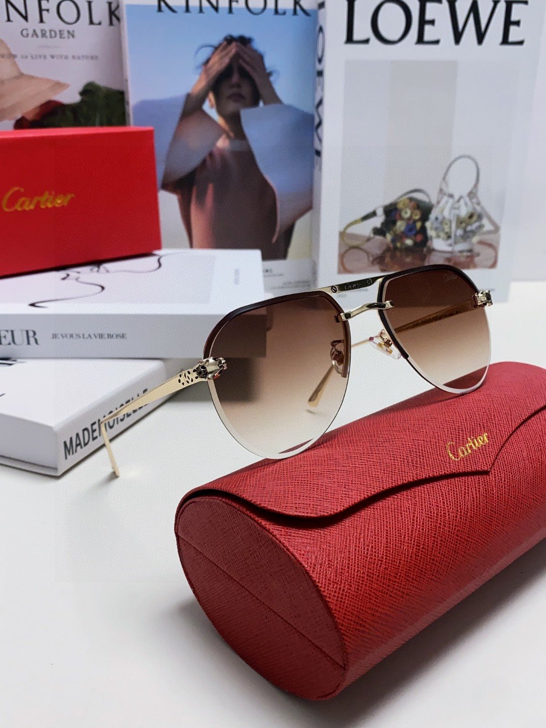 PANTHÈRE AVIATOR FRAME SUNGLASSES 562065 IN METAL - Image 9