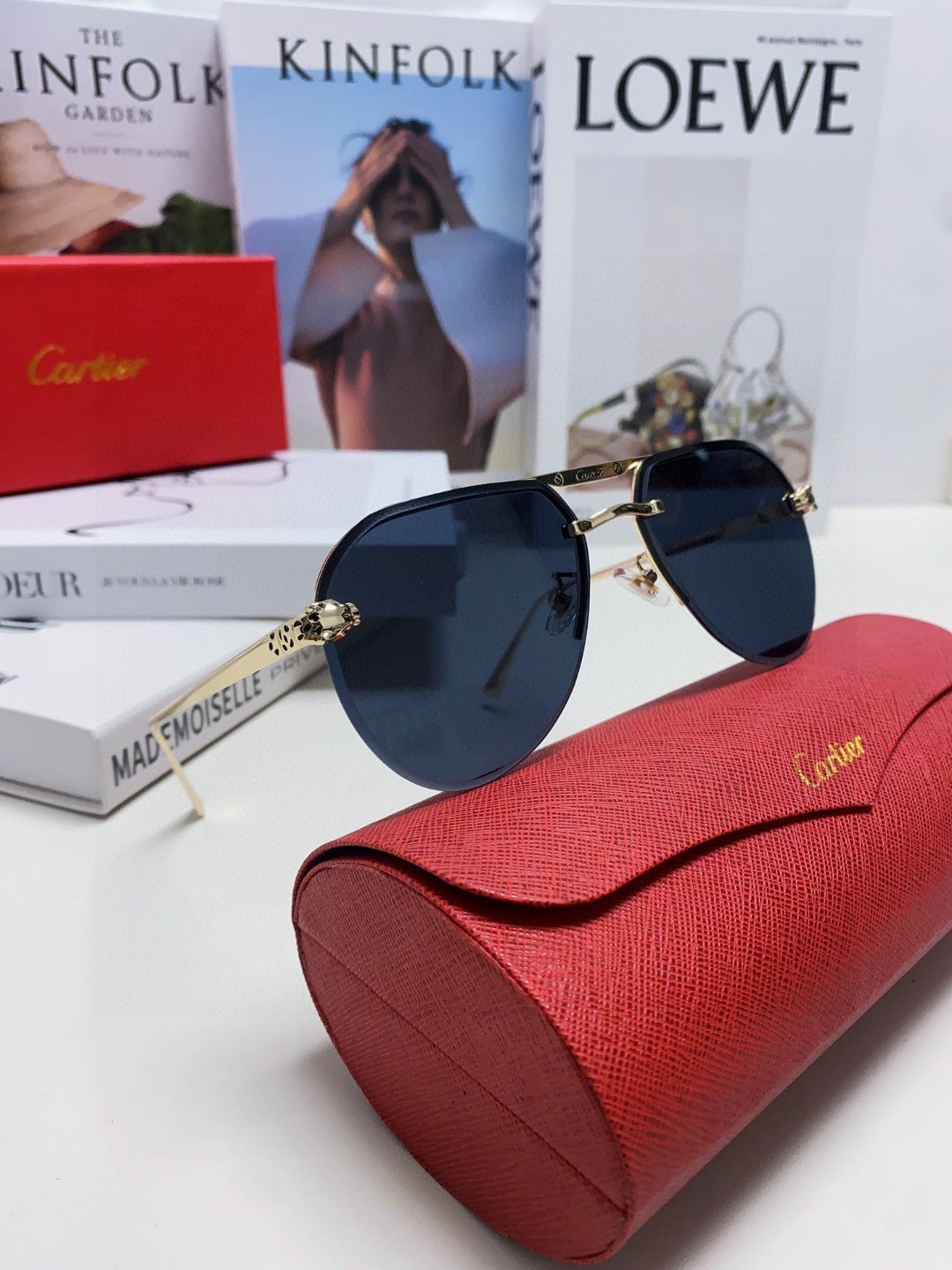 PANTHÈRE AVIATOR FRAME SUNGLASSES 562065 IN METAL - Image 12