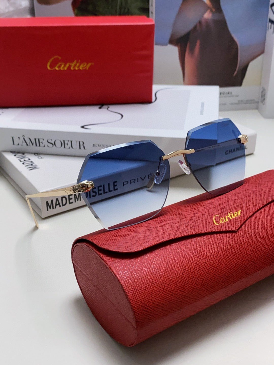 PANTHÈRE RIMLESS GEOMETRIC FRAME SUNGLASSES 539743 IN METAL - Image 10