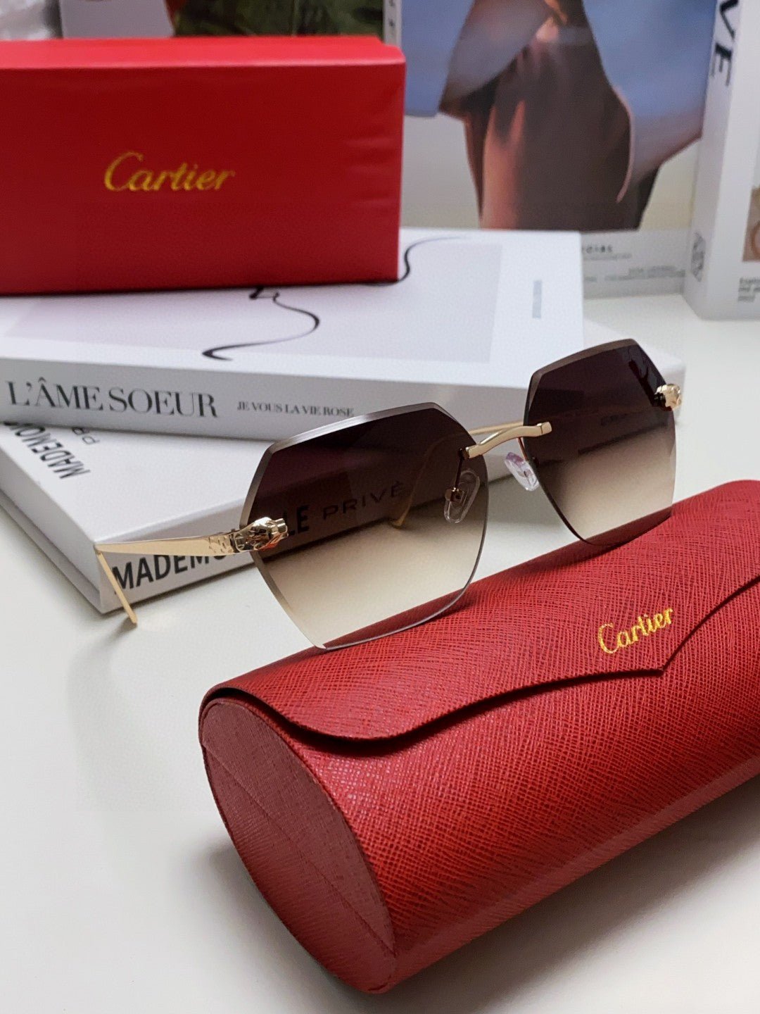 PANTHÈRE RIMLESS GEOMETRIC FRAME SUNGLASSES 539743 IN METAL - Image 12