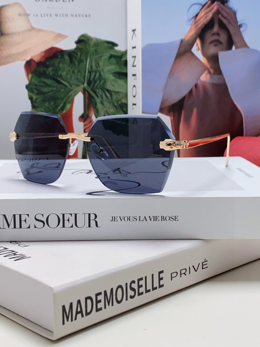 PANTHÈRE RIMLESS GEOMETRIC FRAME SUNGLASSES 539743 IN METAL - Image 2