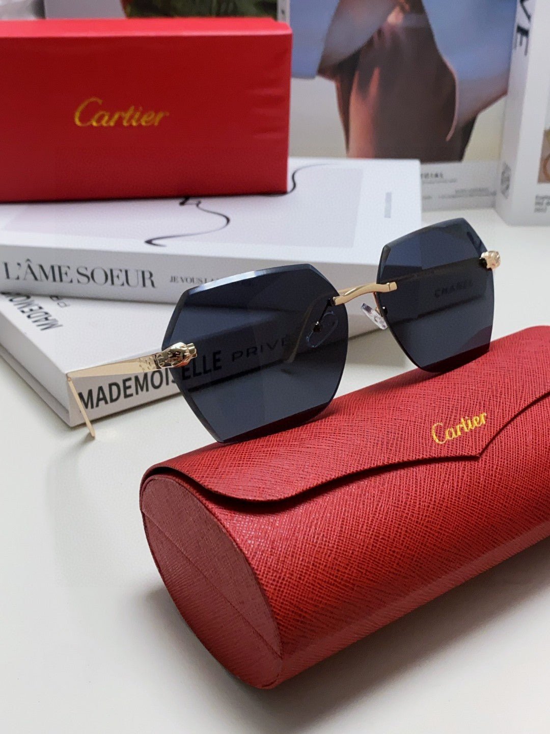 PANTHÈRE RIMLESS GEOMETRIC FRAME SUNGLASSES 539743 IN METAL - Image 13