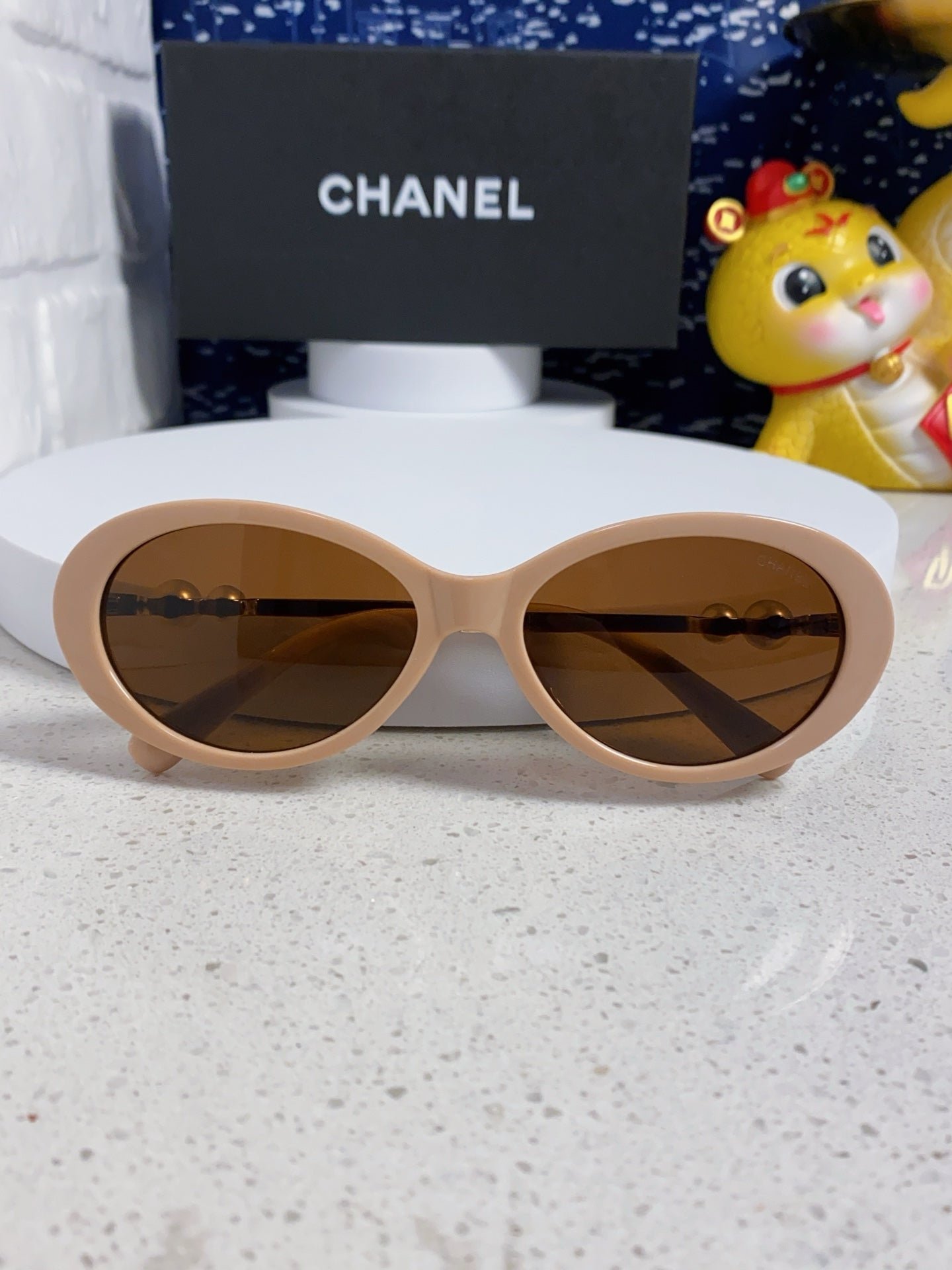 OVAL SUNGLASSES 640341 IN NUDE ACETATE METAL FRAME - Image 3
