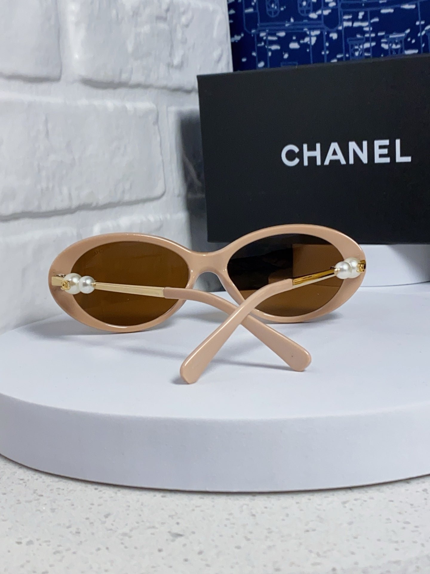 OVAL SUNGLASSES 640341 IN NUDE ACETATE METAL FRAME - Image 6