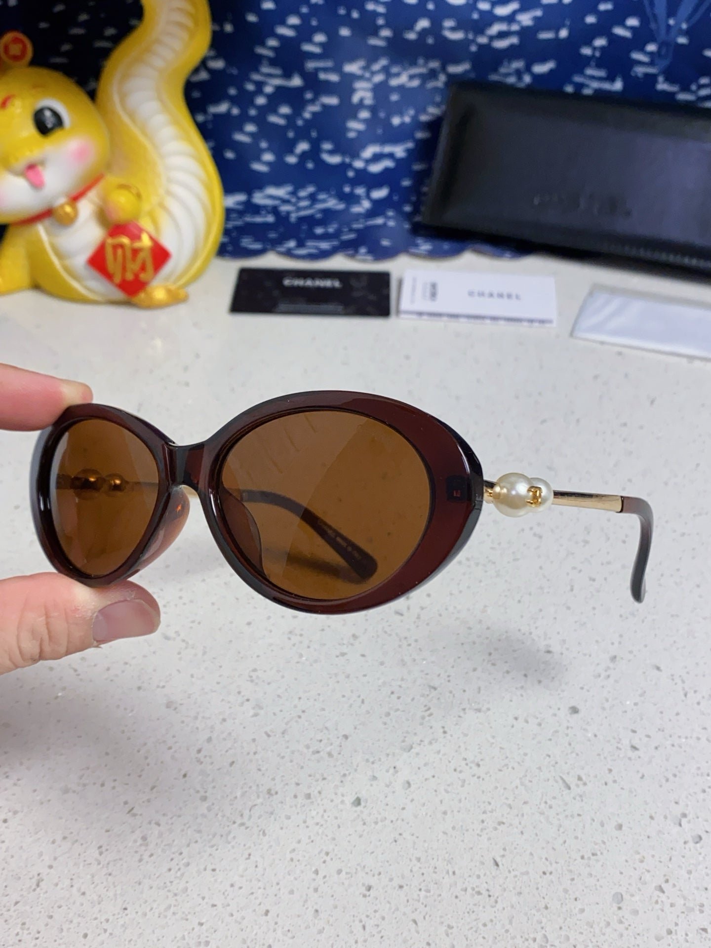 OVAL SUNGLASSES 640342 IN BROWN CLEAR ACETATE METAL FRAME - Image 3