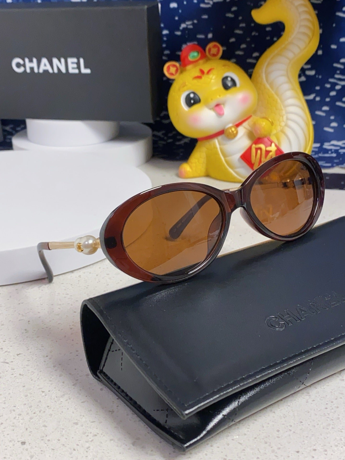 OVAL SUNGLASSES 640342 IN BROWN CLEAR ACETATE METAL FRAME - Image 2