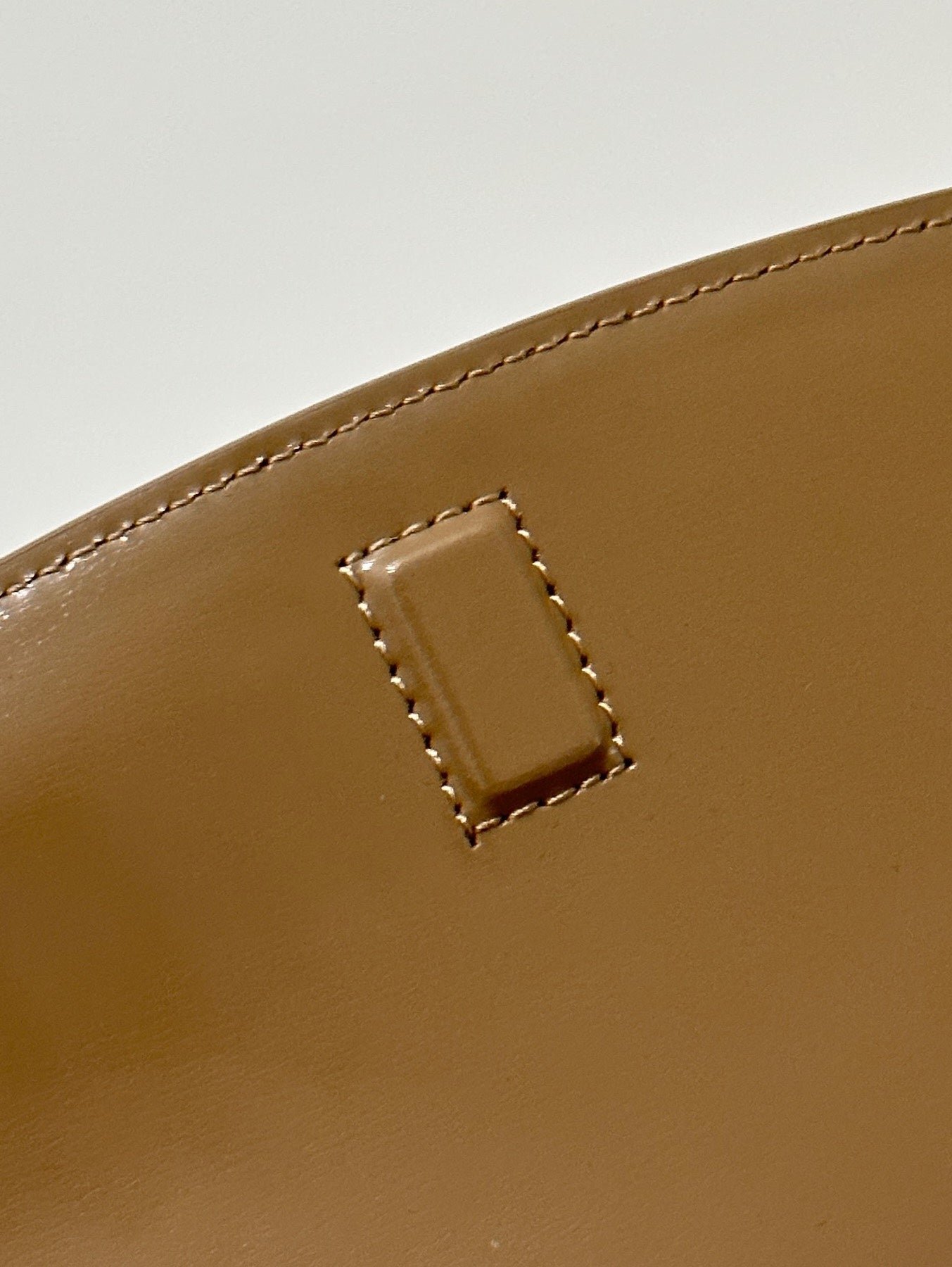 VOLTAIRE 17 CARAMEL BROWN CALFSKIN BAG - Image 7