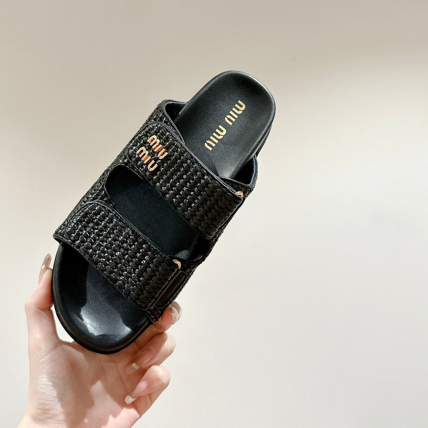 Women's Sandals Black Sheepskin With Straps - Image 4