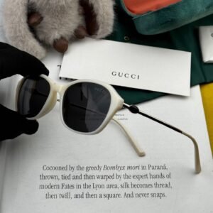 OVAL FRAME SUNGLASSES G4906 IN ACETATE AND METAL