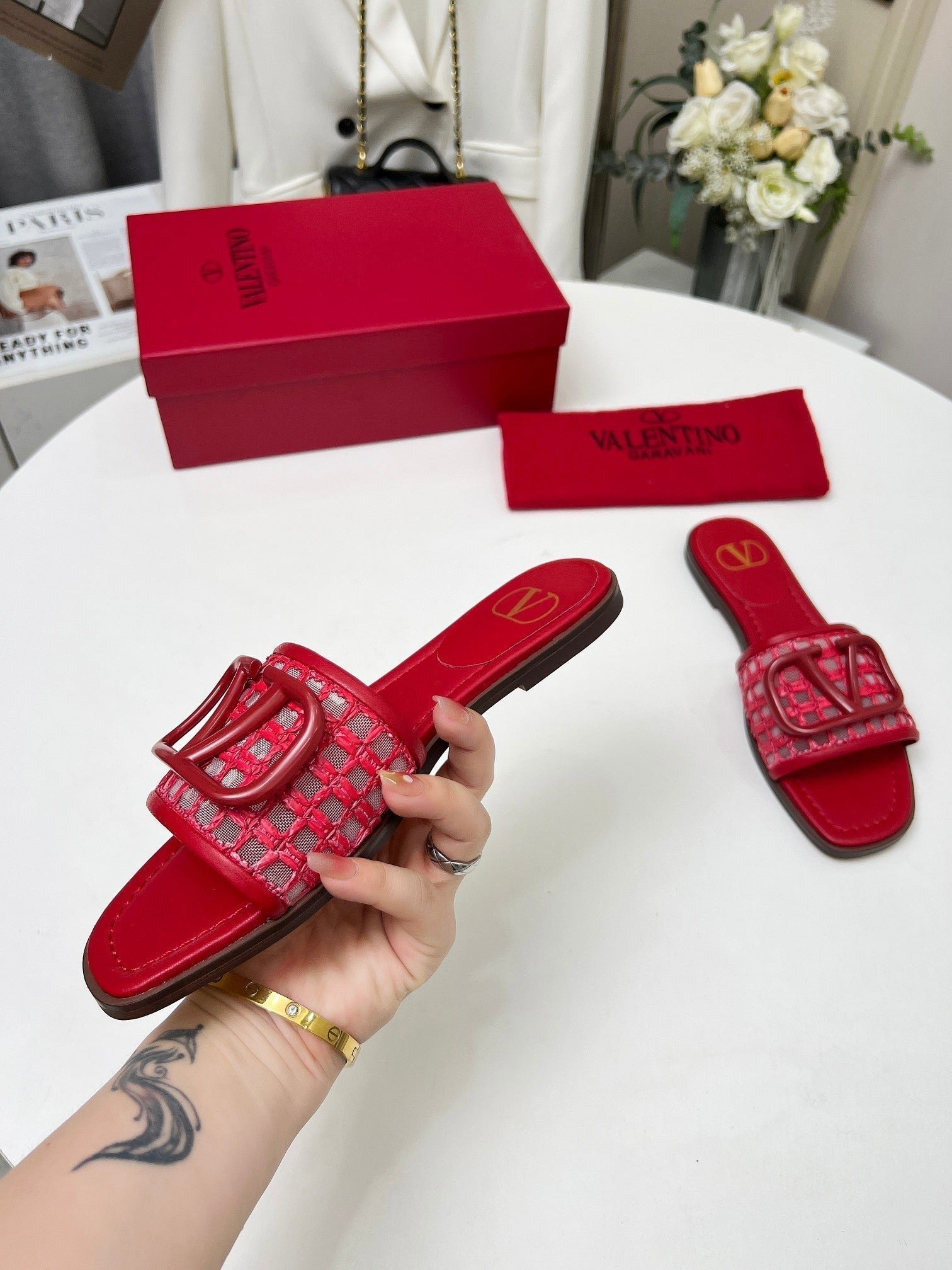 Vlogo embellished leather-trimmed raffia slides red - Image 5