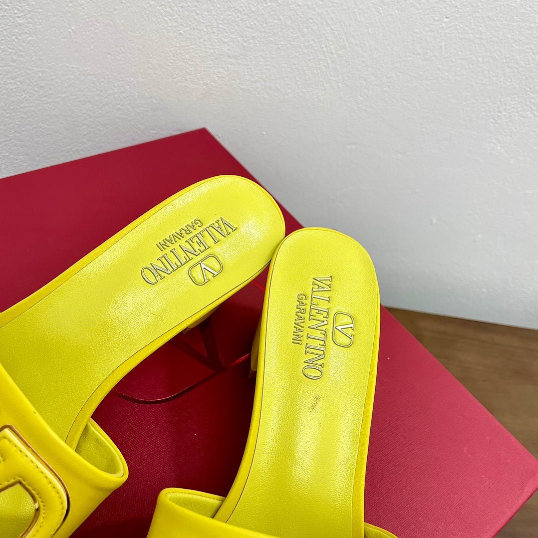 Vlogo Cut-Out 60 Sandal Yellow Calfskin - Image 11