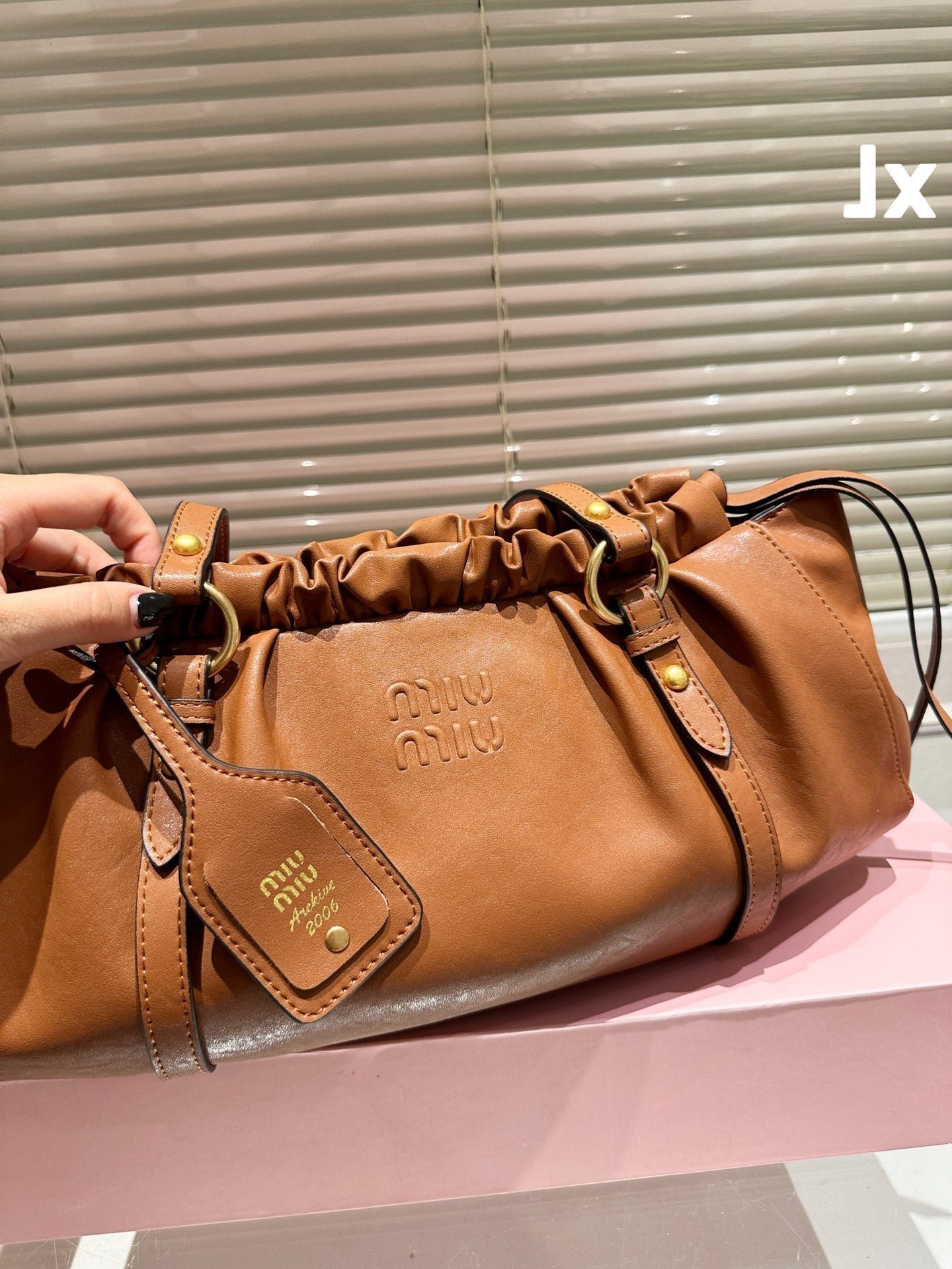 NAPPA 42 BAG IN OAK LEATHER - Image 6