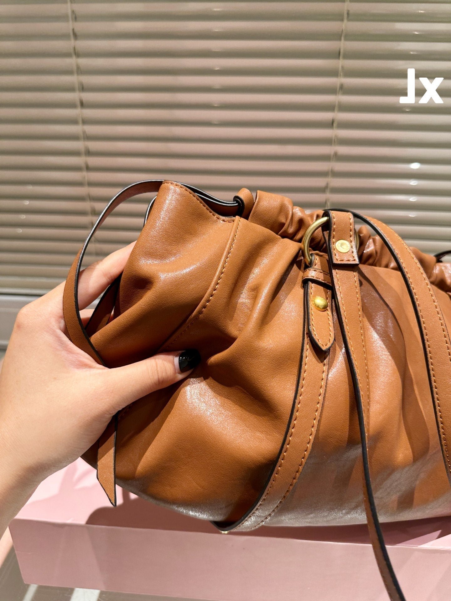 NAPPA 42 BAG IN OAK LEATHER - Image 5