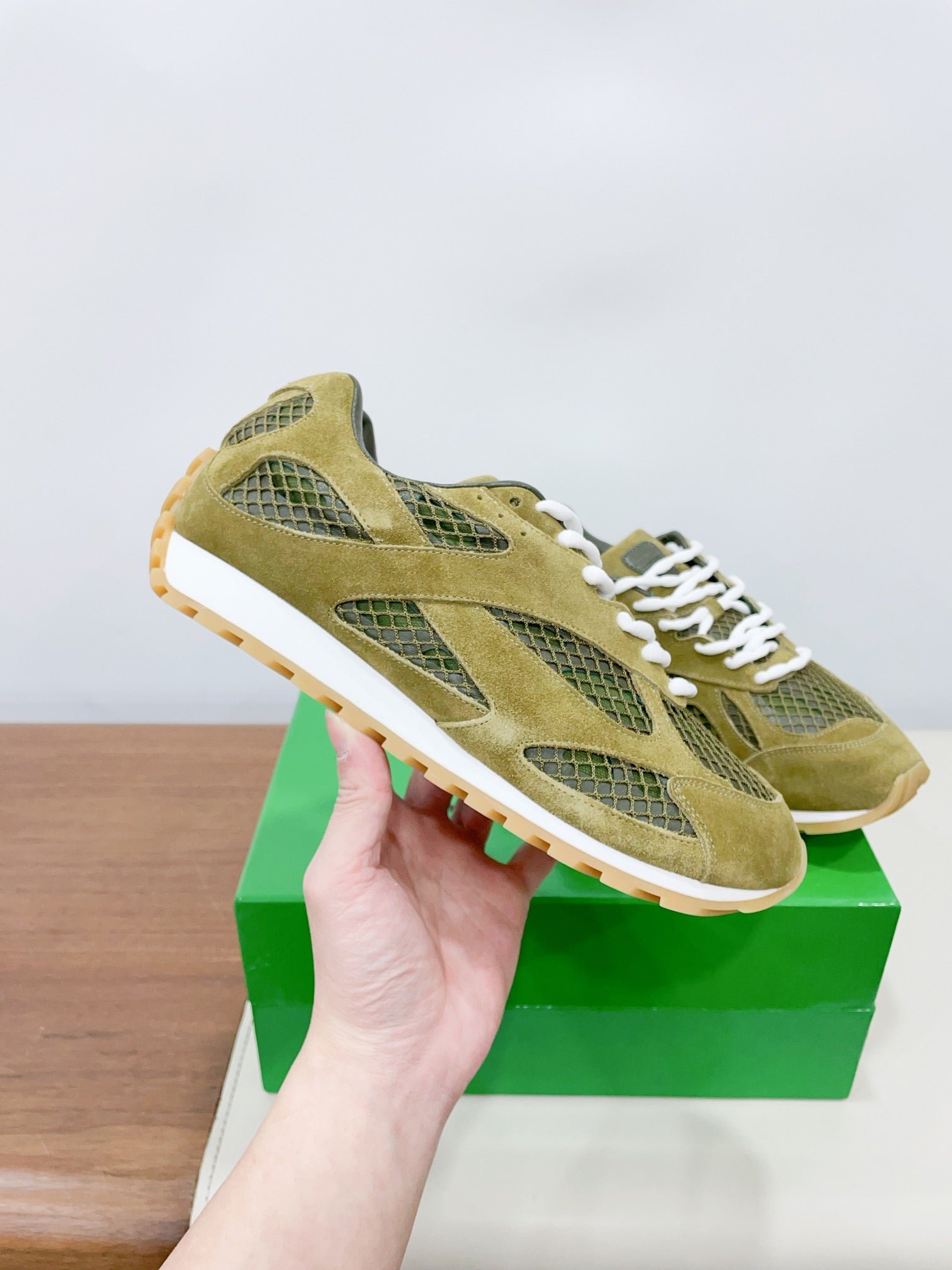 ORBIT SNEAKER IN OLIVE GREEN SUEDE AND TECHNICAL MESH - Image 4