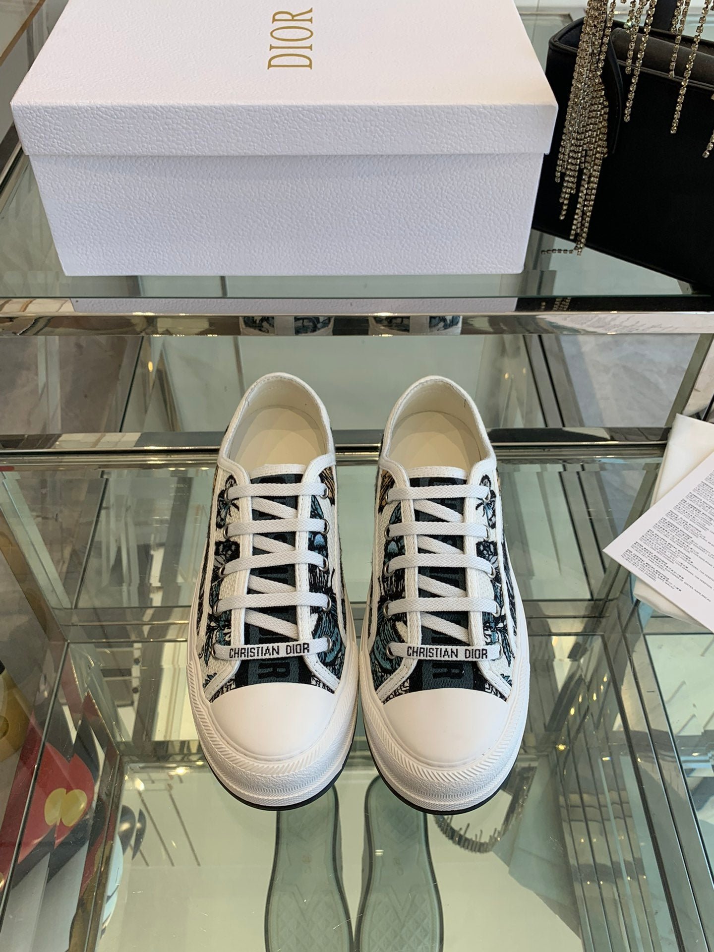 WALK'N PLATFORM SNEAKER IN COLORFUL EMBROIDERED FABRIC - Image 3