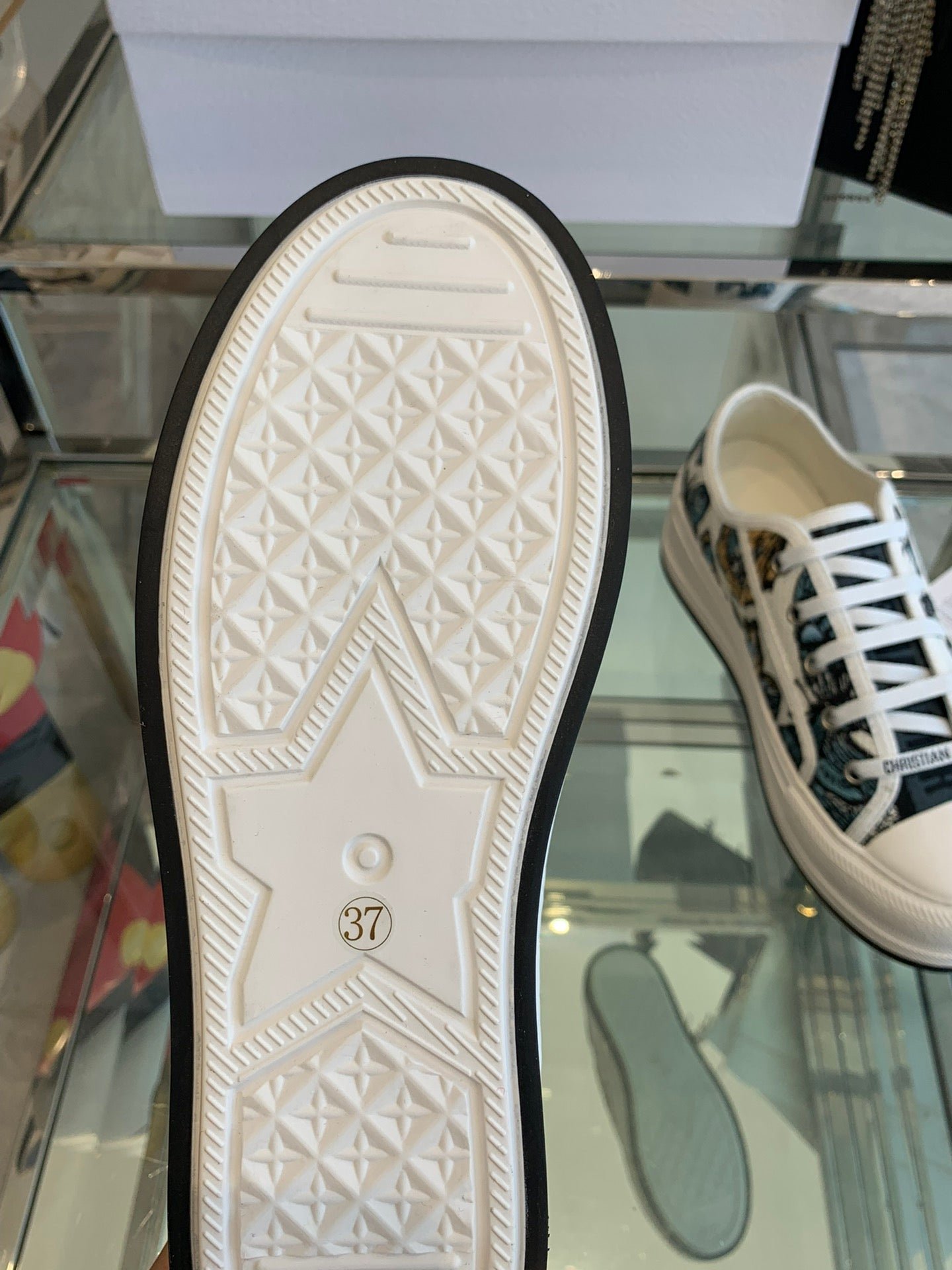 WALK'N PLATFORM SNEAKER IN COLORFUL EMBROIDERED FABRIC - Image 9