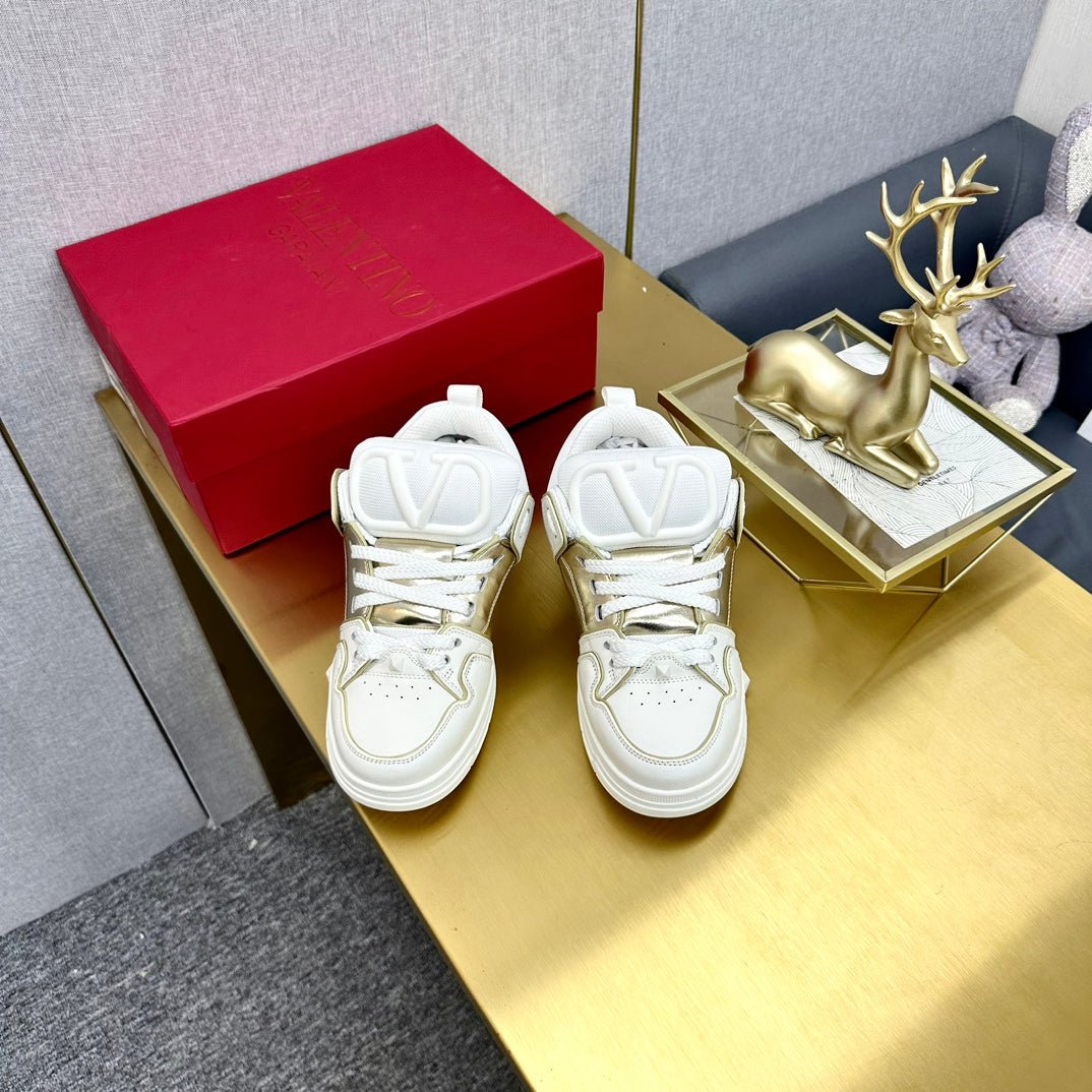 One Stud Sneaker Garavani Calfskin Fabric Gold White - Image 6