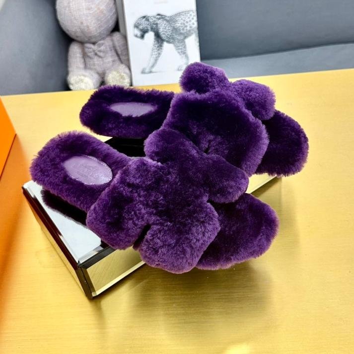 ORAN SHEARLING SANDALS PLUM PURPLE - Image 2