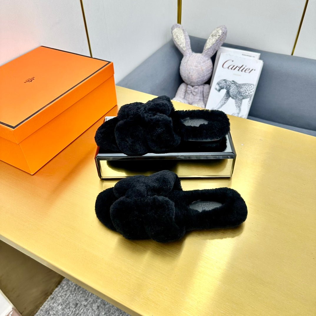 ORAN SHEARLING SANDALS BLACK - Image 3