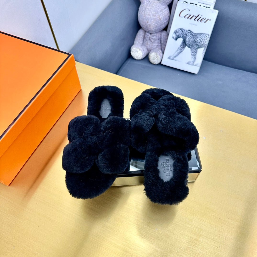 ORAN SHEARLING SANDALS BLACK - Image 6