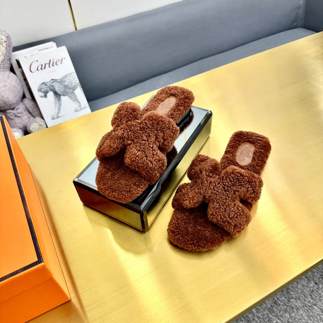 ORAN SHEARLING SANDALS UMBER BROWN - Image 7