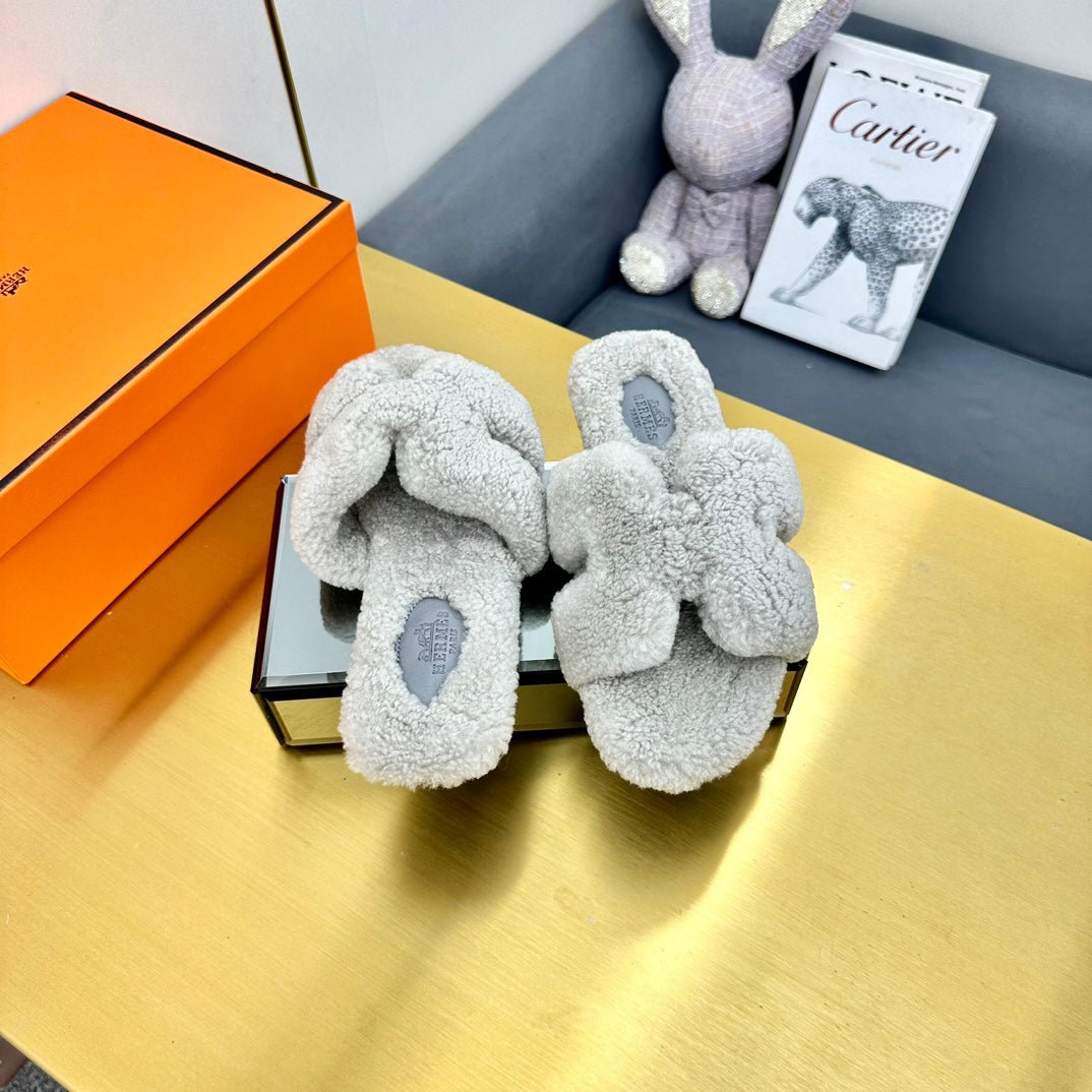 ORAN SHEARLING SANDALS PALE GRAY - Image 7