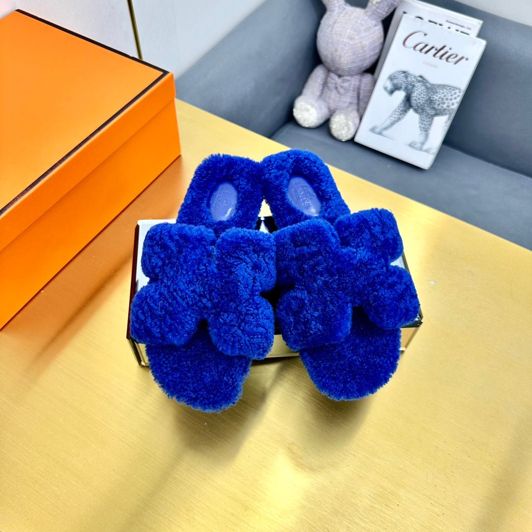 ORAN SHEARLING SANDALS INDIGO BLUE - Image 3