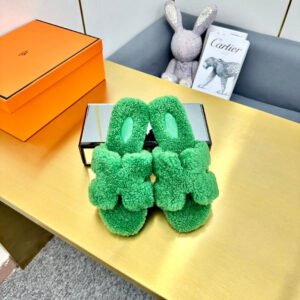ORAN SHEARLING SANDALS EMERALD GREEN
