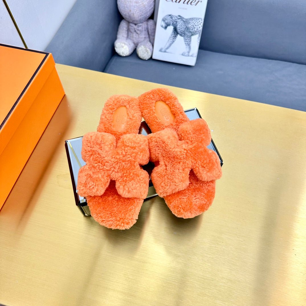ORAN SHEARLING SANDALS NEON ORANGE - Image 6