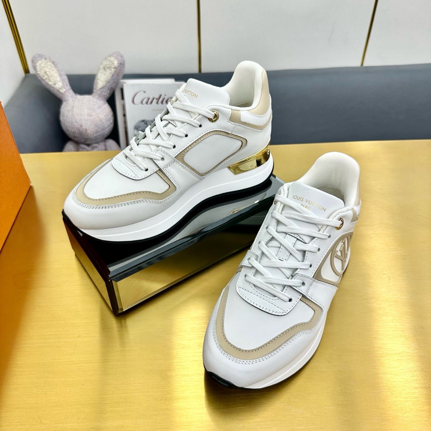 NEO RUN AWAY SNEAKER IN WHITE MIX GOLD CALFSKIN - Image 4