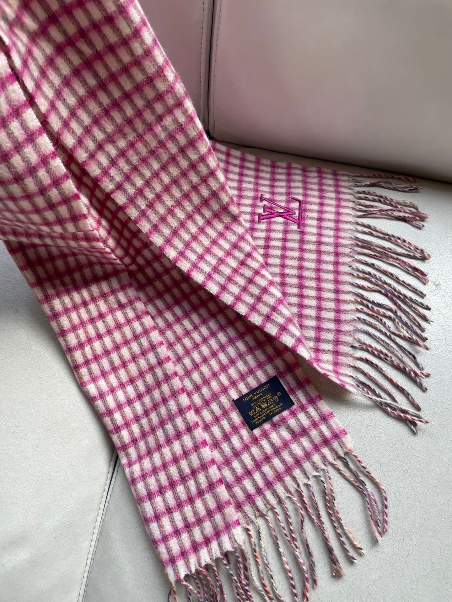 PLAID EMBROIDERY SCARF 180 CM IN BRIGHT PINK CASHMERE 399964 - Image 4