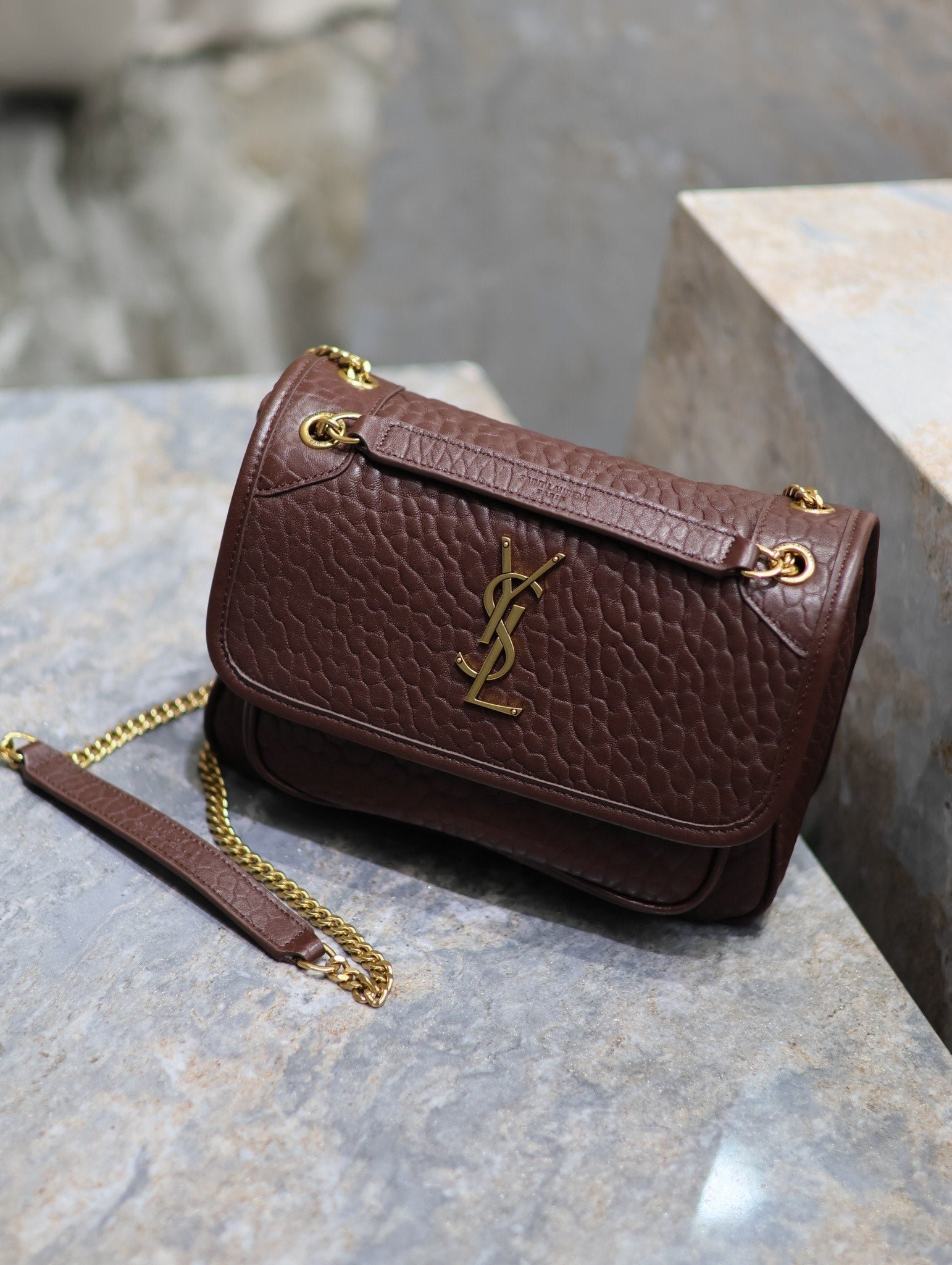 JAMIE POCHON 38 IN ARMY GREEN LAMBSKIN GOLD HARDWARE - Image 3