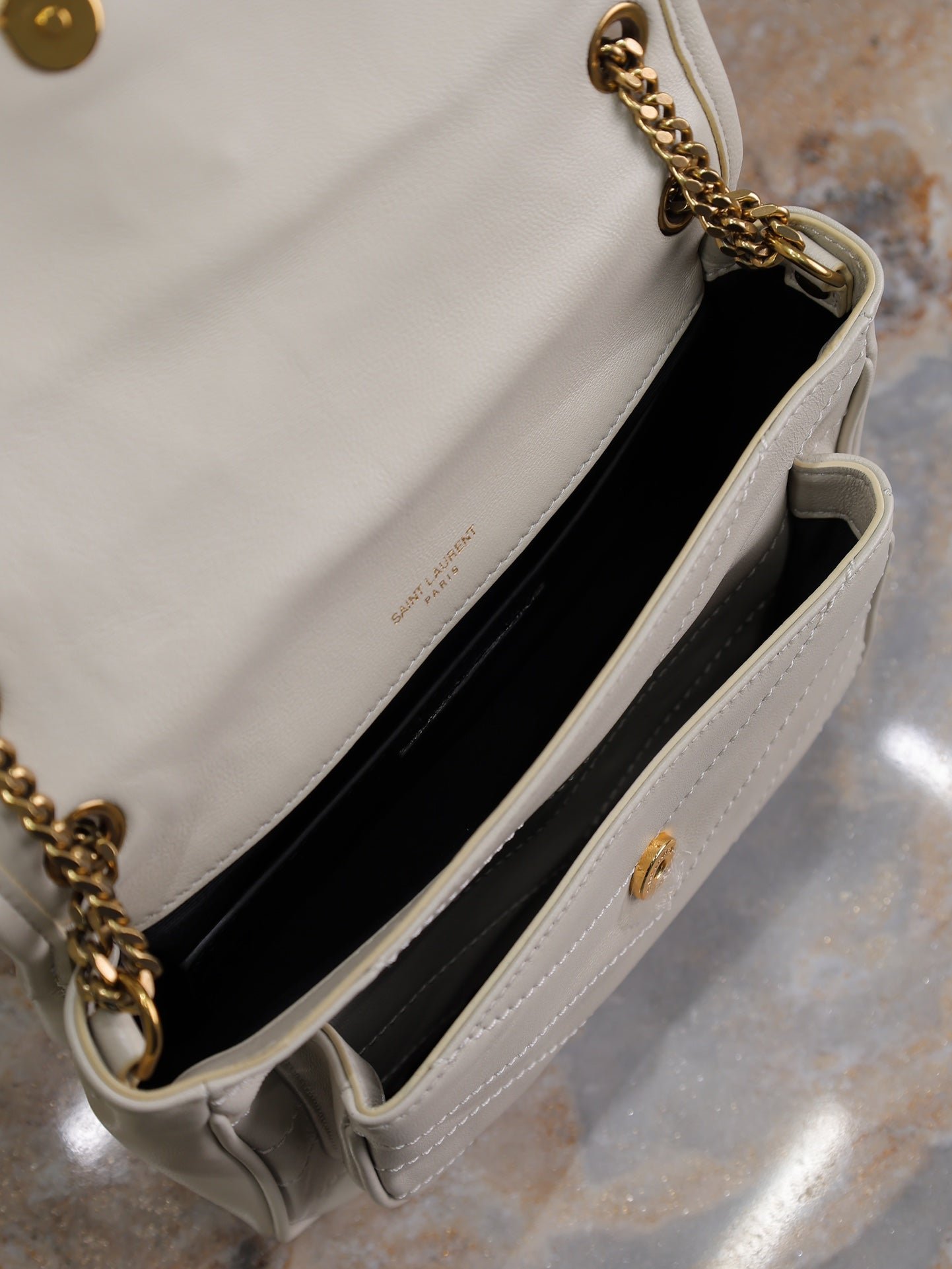 NIKI BABY 22 IN RICE WHITE LAMBSKIN GOLD CHAIN - Image 7