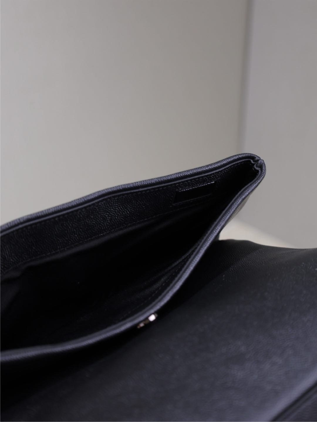 WEST HOLLYWOOD BAG 28 IN BLACK CALFSKIN BLACK HARDWARE - Image 2