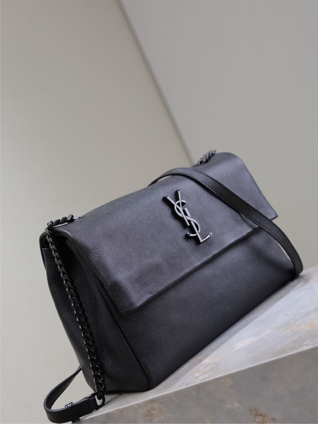 WEST HOLLYWOOD BAG 28 IN BLACK CALFSKIN BLACK HARDWARE - Image 6