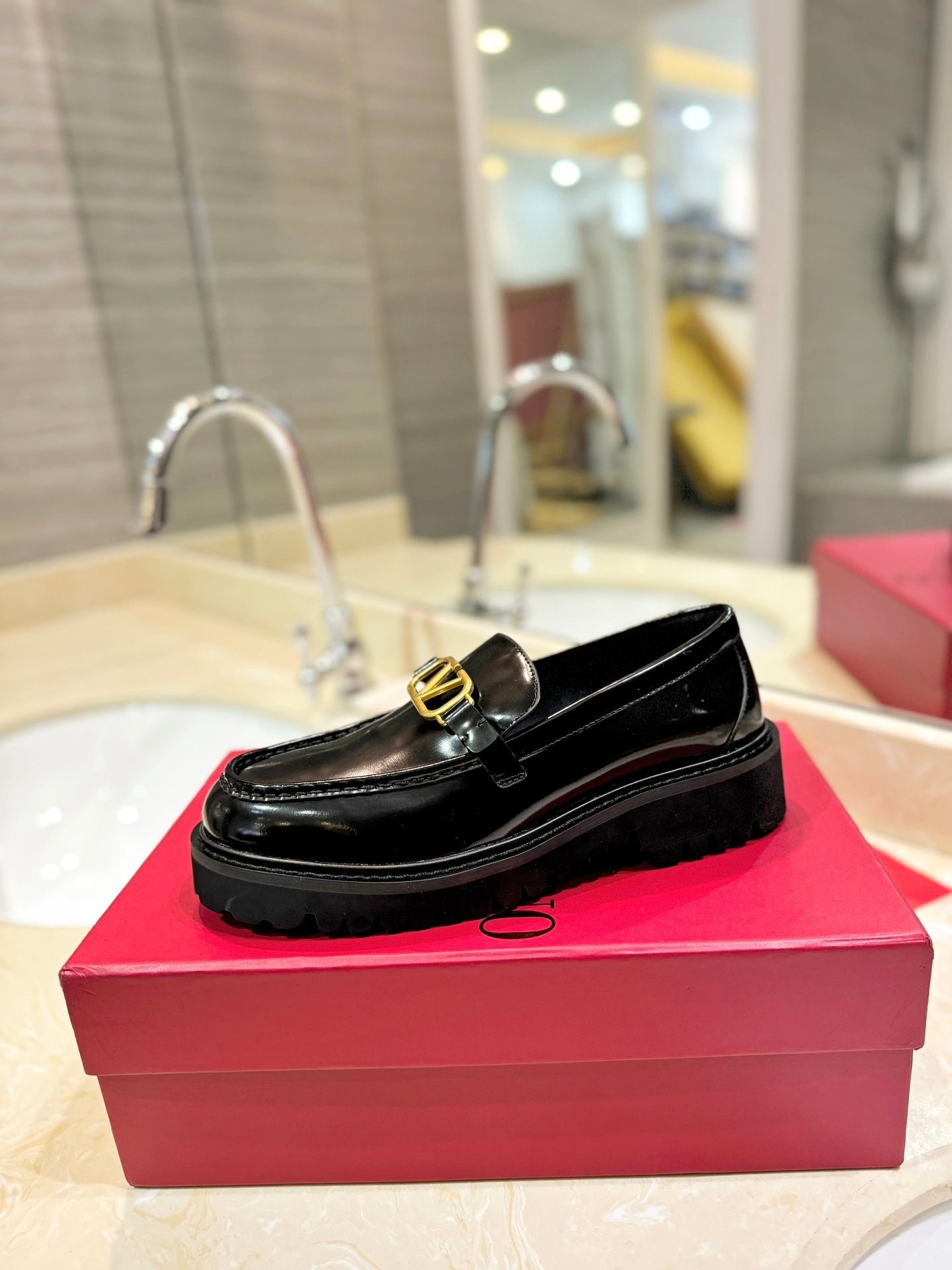 Vlogo Signature Black Calfskin Loafer - Image 2