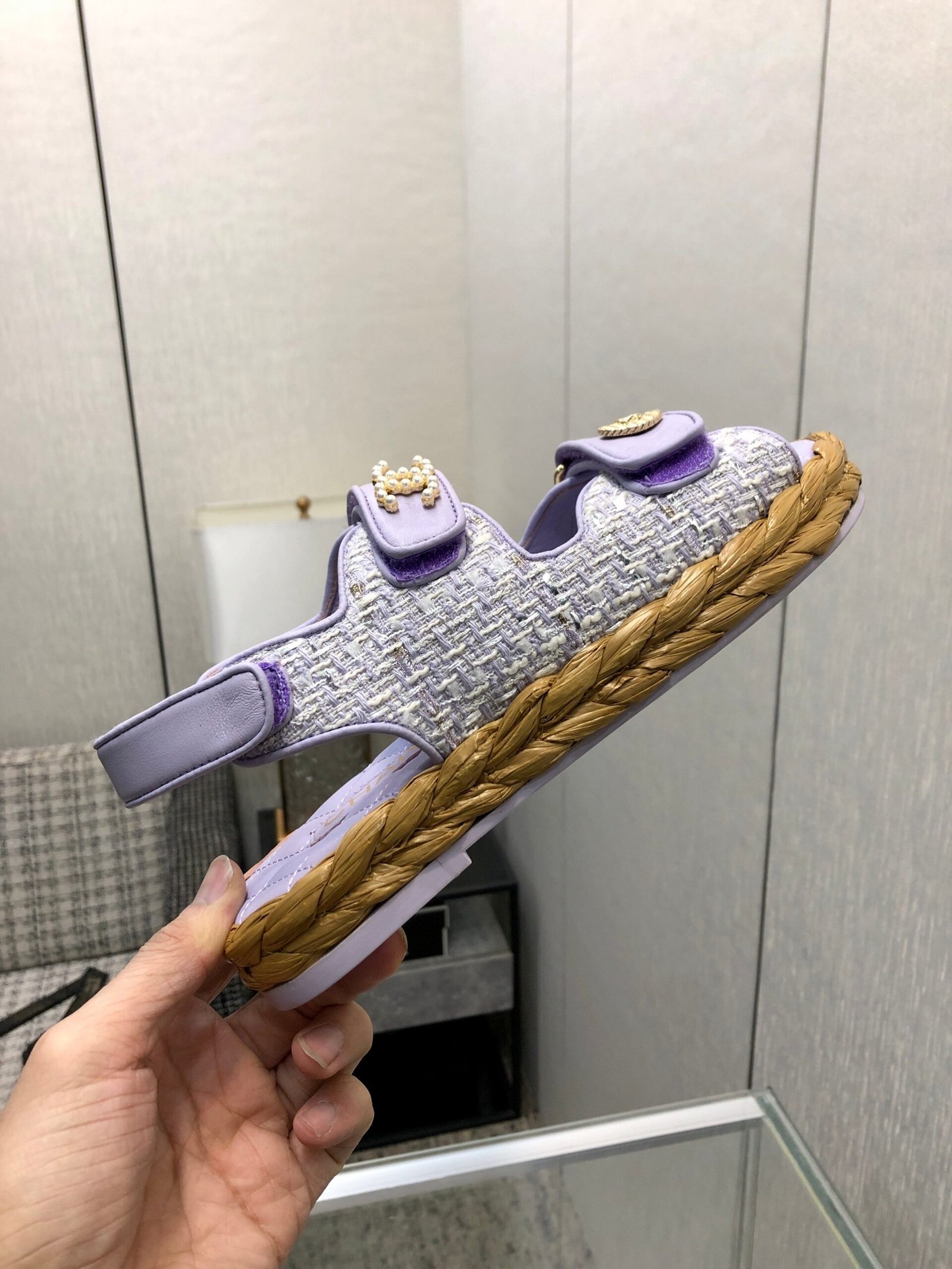 VELCRO SANDALS IN PALE PURPLE LAMBSKIN AND TWEED FABRIC - Image 8