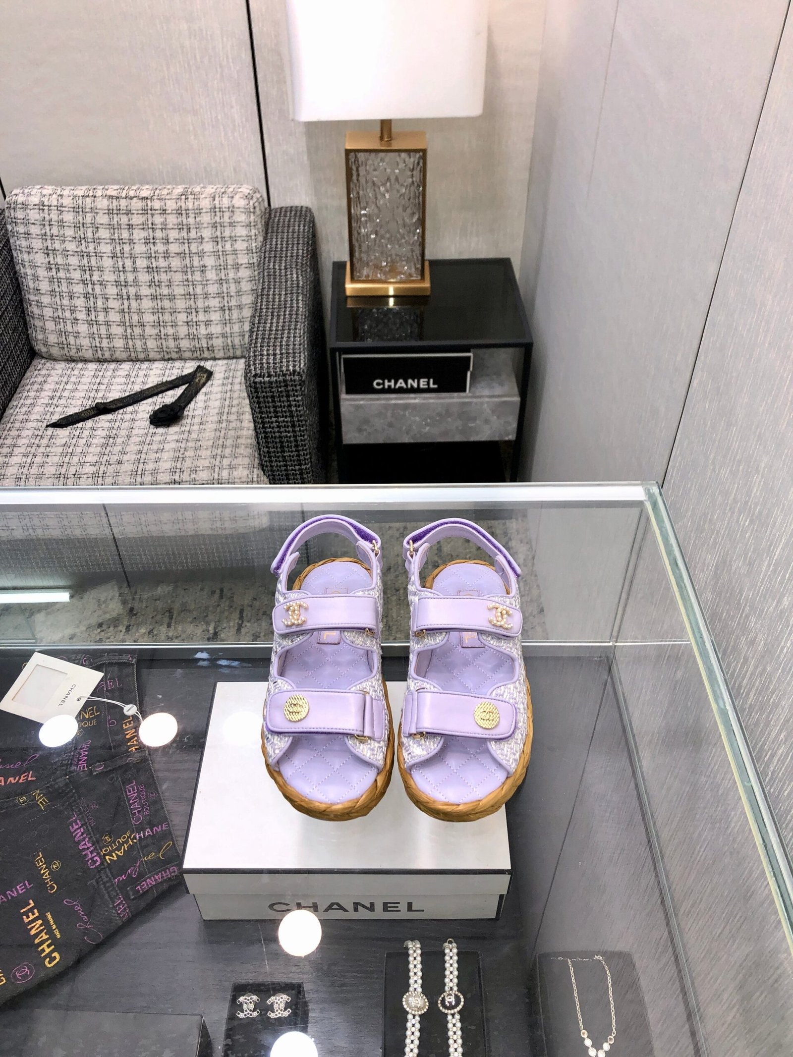 VELCRO SANDALS IN PALE PURPLE LAMBSKIN AND TWEED FABRIC - Image 7